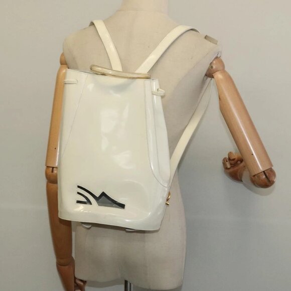 Salvatore Ferragamo Gancini Backpack Patent leather White Auth BA5435 main image 15